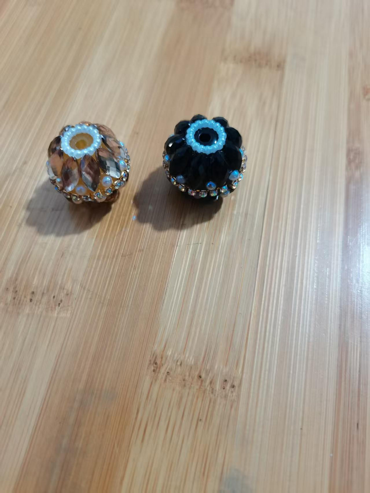 acrylic beads